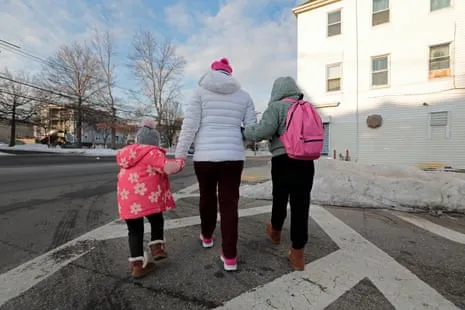 Judges Rule Opposing White House on Removing Guatemalan Minors and Venezuelan Nationals